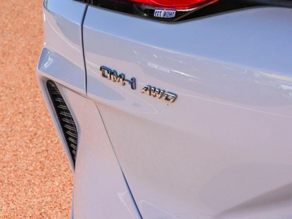 2025 Byd Sealion 6 Premium Hybrid 4WD