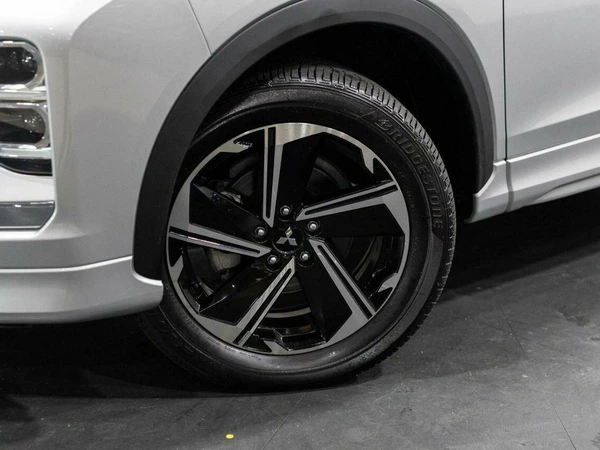 2025 Mitsubishi Eclipse Cross PHEV Exceed Hybrid AWD