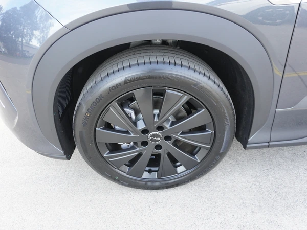 2026 BYD Sealion 8 Hybrid Automatic FWD