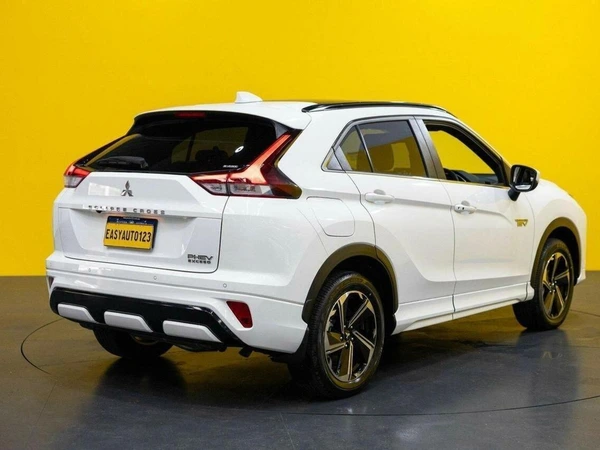 2025 Mitsubishi Eclipse Cross PHEV Exceed Hybrid 4WD
