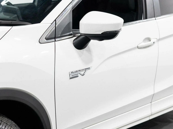 2025 Mitsubishi Eclipse Cross PHEV Exceed Hybrid 4WD