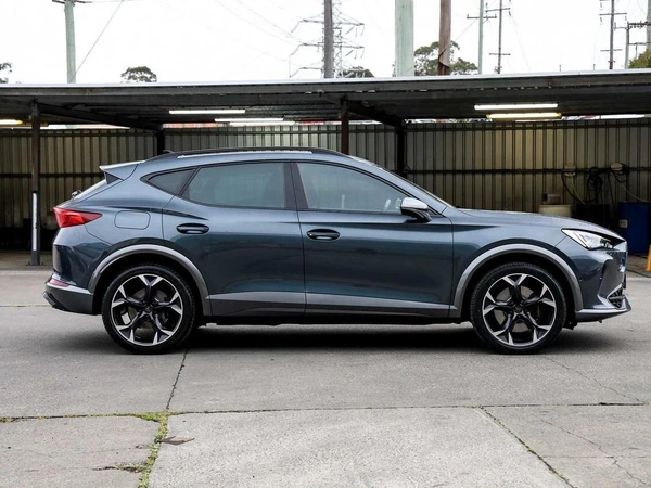 2023 Cupra Formentor VZe Hybrid FWD Automatic