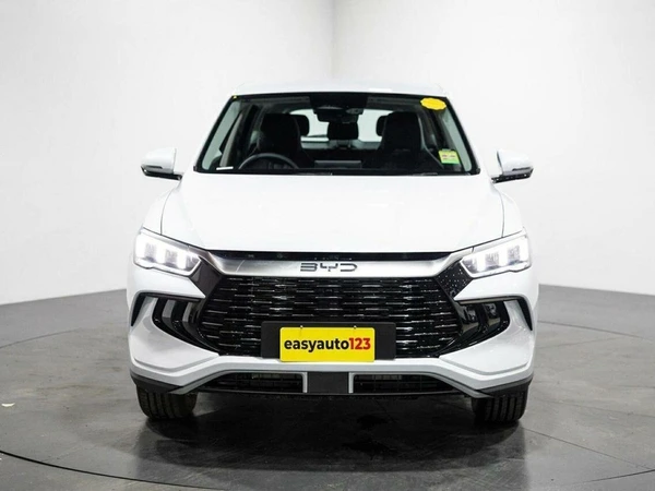 2025 Byd Sealion 5 Essential Hybrid Automatic