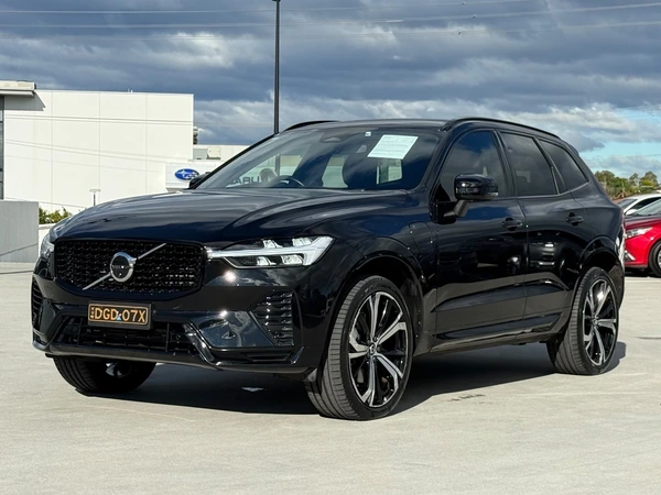 2022 Volvo Xc60 Recharge Plug-In Hybrid AWD Hybrid Automatic