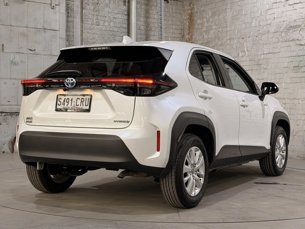 2022 Toyota Yaris GXL Hybrid CVT FWD