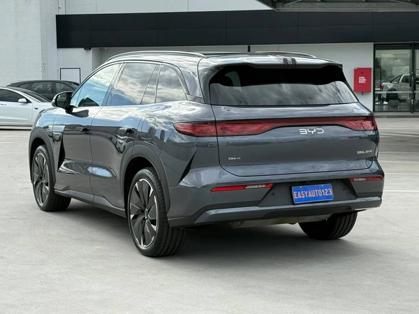 2025 Byd Sealion 8 Premium Front-Wheel Drive Hybrid Automatic