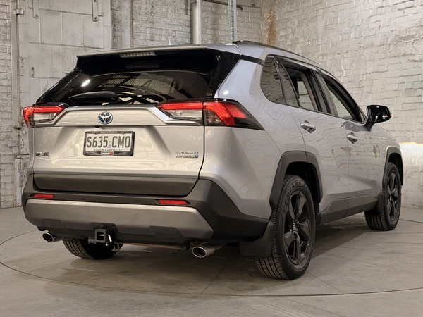 2021 Toyota Rav4 Cruiser Hybrid AWD