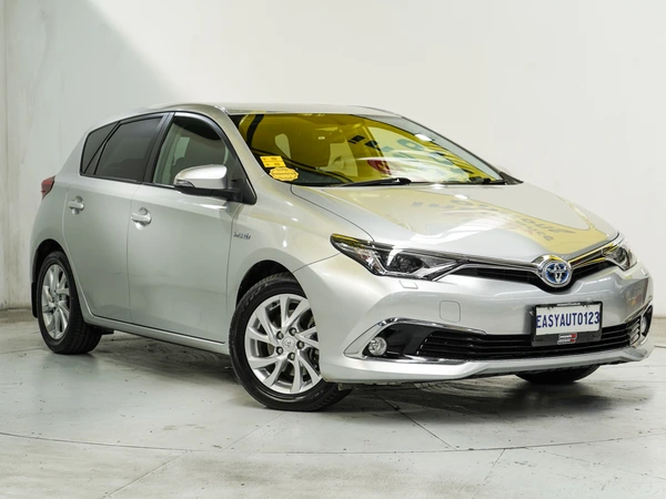 2018 Toyota Corolla Hybrid CVT Front Wheel Drive