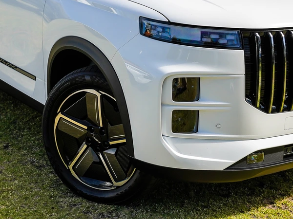 2025 Jaecoo J7 SHS Summit Hybrid Automatic FWD