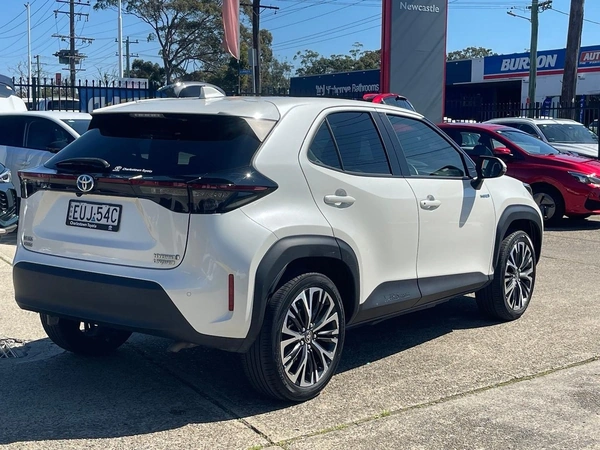 2022 Toyota Yaris Cross Urban Hybrid FWD Automatic