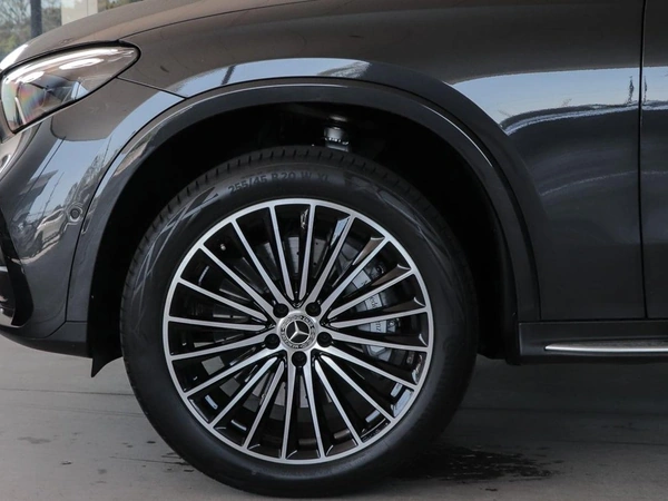 2026 Mercedes-Benz GLC350 e Plug-in Hybrid AWD Automatic