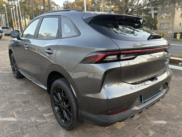2026 Forthing Taikon 5 REEV Exclusive Plug-in Hybrid Automatic
