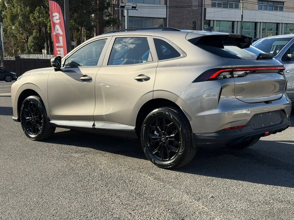 2026 Forthing Taikon 5 REEV Exclusive Plug-in Hybrid Automatic