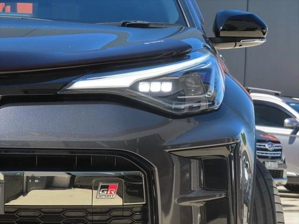 2021 Toyota C-HR GR Sport Hybrid Front Wheel Drive