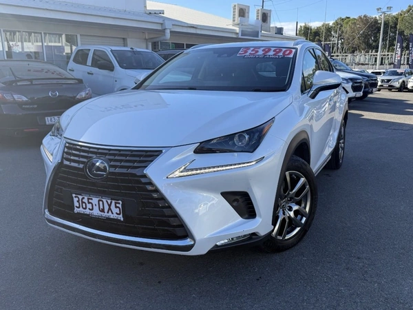 2018 Lexus NX300h Luxury Hybrid Automatic