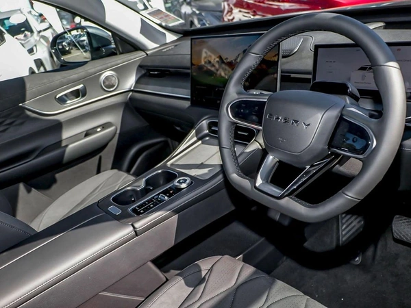 2026 Chery Tiggo 8 Super Hybrid Ultimate T31 Automatic