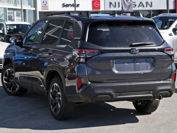 2025 Subaru Forester Hybrid S6 AWD Heated Seats