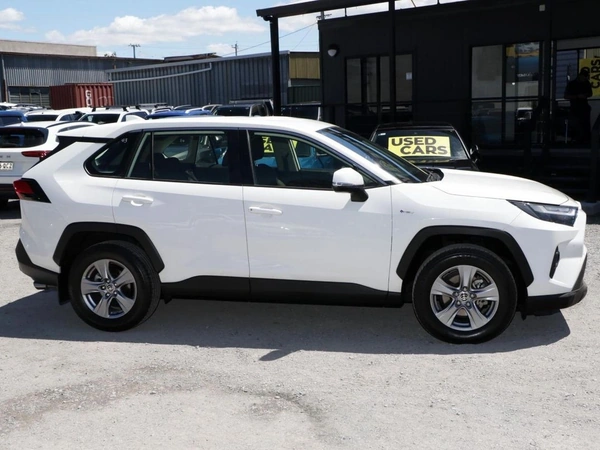 2025 Toyota RAV4 GX Hybrid Automatic