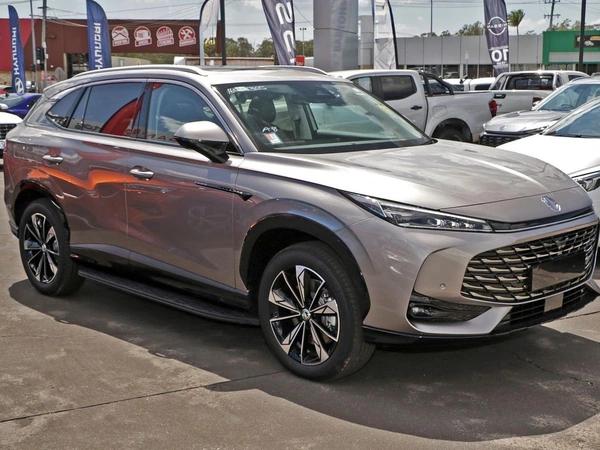 2025 MG HS Super Hybrid Essence AS33P Automatic Front Wheel Drive