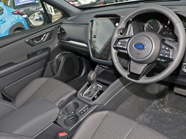 2025 Subaru Forester Hybrid S6 AWD Leather Seats Bluetooth Connectivity