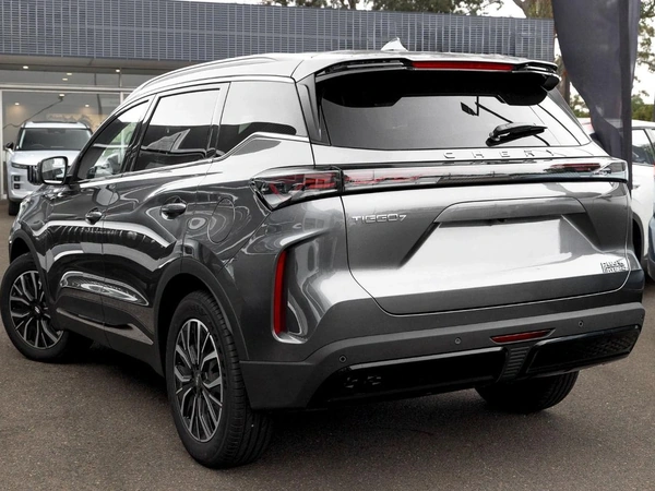 2026 Chery Tiggo 7 Super Hybrid Luxury T32 Plug-in Hybrid CVT 4WD Automatic