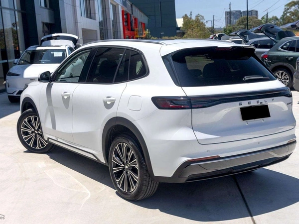 2026 Geely Starray Inspire P145 Plug-In Hybrid AWD