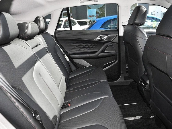 2025 Mg Hs Hybrid+ Excite Automatic FWD