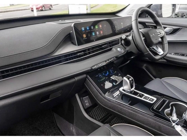 2026 Chery Tiggo 4 Hybrid Luxury CVT 1.5L Turbocharged Engine FWD