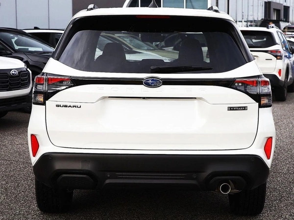 2025 Subaru Forester Hybrid Touring S6 AWD
