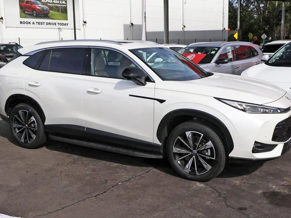 2025 Mg Hs Super Hybrid Luxury CVT All Wheel Drive