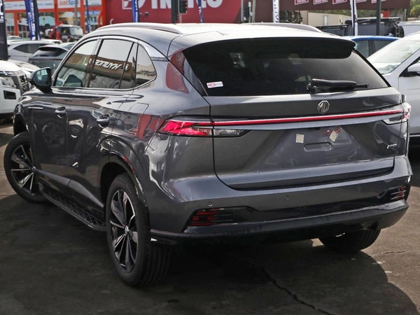 2025 Mg Hs Super Hybrid Excite Automatic Front Wheel Drive