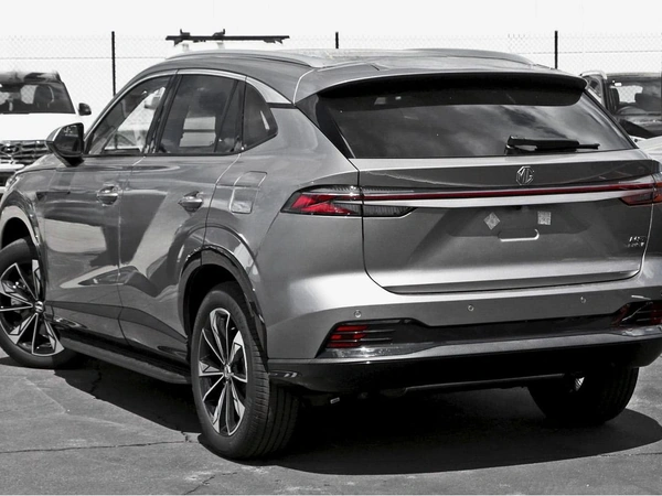 2025 MG HS Super Hybrid Luxury Automatic Plug-in Hybrid