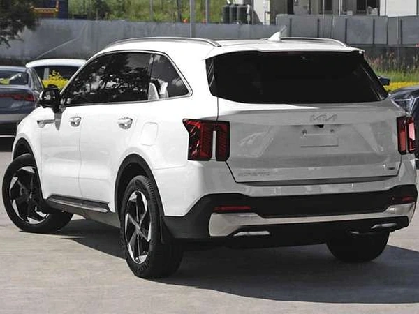 2025 Kia Sorento GT-Line Hybrid AWD Automatic