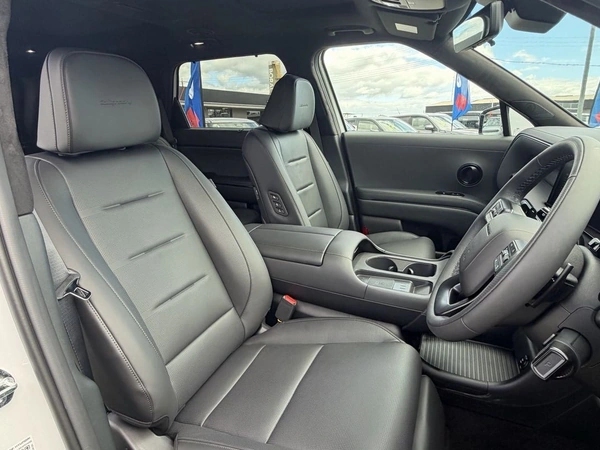 2026 Hyundai Palisade Calligraphy Black Ink LX3.V2 Hybrid AWD