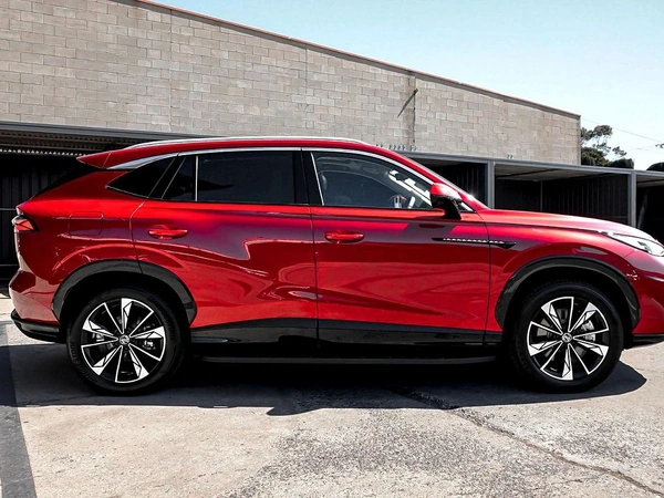 2026 Mg Hs Super Hybrid Essence Automatic Plug-in Hybrid