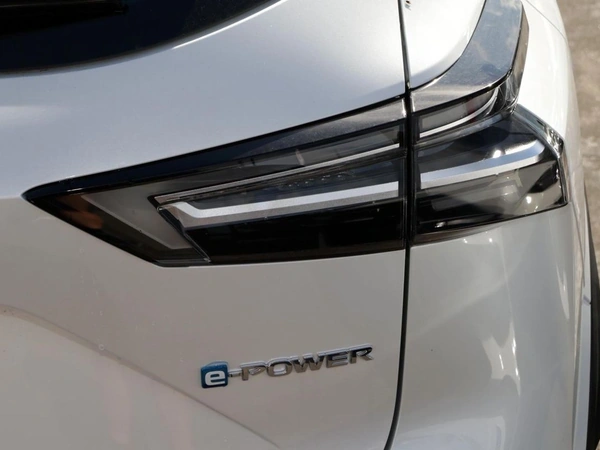 2026 Nissan Qashqai ST-L e-POWER Hybrid CVT Automatic