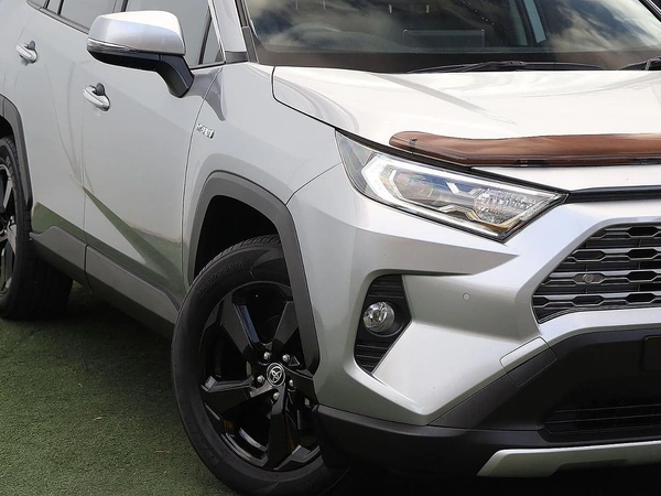 2020 Toyota Rav4 Cruiser Hybrid FWD