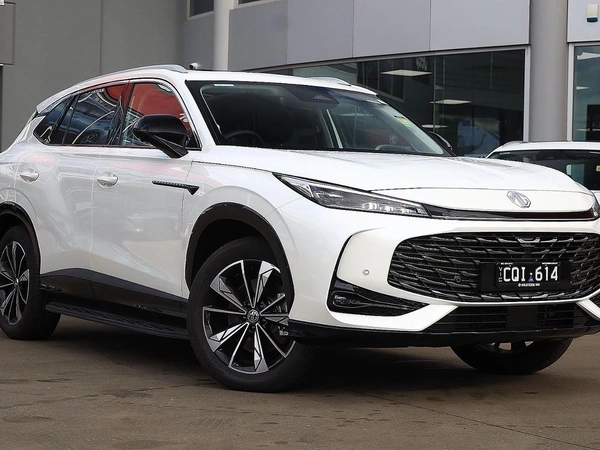 2025 MG HS Super Hybrid Essence Automatic Plug-in Hybrid