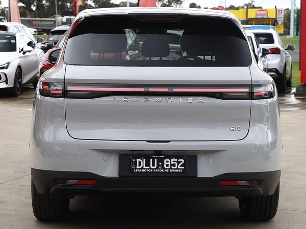 2026 Leapmotor B10 Design Hybrid Automatic RWD