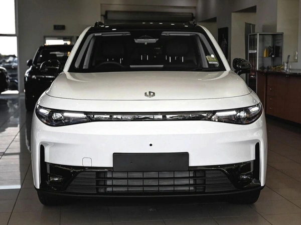2025 Leapmotor C10 REEV Ultra Hybrid Design Automatic RWD