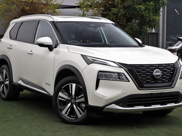 2025 Nissan X-TRAIL Ti e-POWER T33 Hybrid 4WD Sunroof