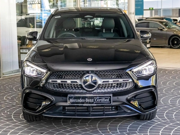 2026 Mercedes-Benz GLA250 e with EQ hybrid technology Front Wheel Drive Automatic