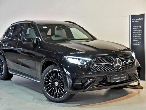 2026 Mercedes-Benz GLC350 e AMG Styling Panoramic Sunroof