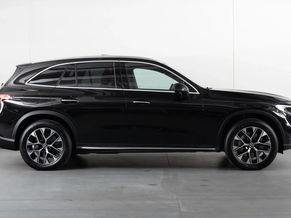 2025 Mercedes-Benz GLC350 e Hybrid 4WD