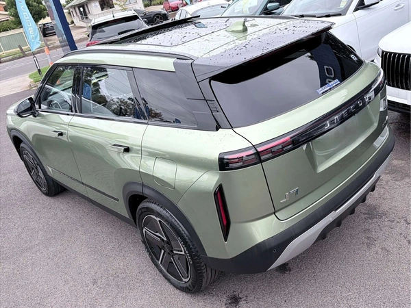 2025 Jaecoo J7 SHS Summit Plug-In Hybrid Automatic