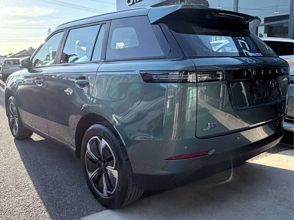 2026 Omoda Jaecoo J5 Hybrid Summit Automatic FWD
