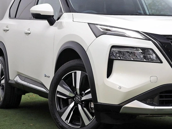 2025 Nissan X-TRAIL Ti e-POWER T33 4WD Hybrid Sunroof