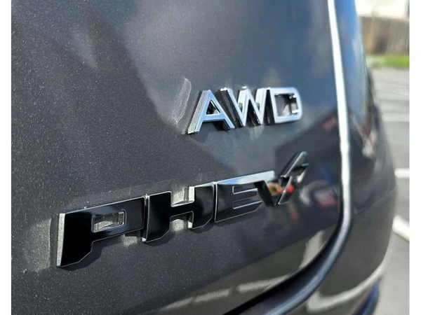2026 Omoda Jaecoo J8 SHS Summit Turbo Petrol 4WD Automatic