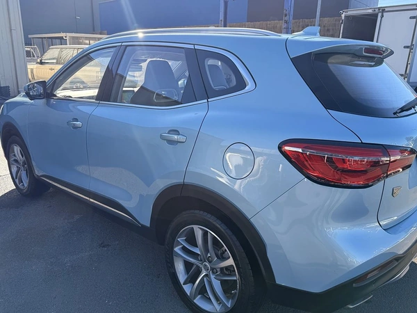 2021 Mg Hs Plus Ev Essence Automatic