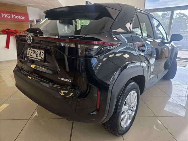2023 Toyota Yaris Cross GX Hybrid Automatic